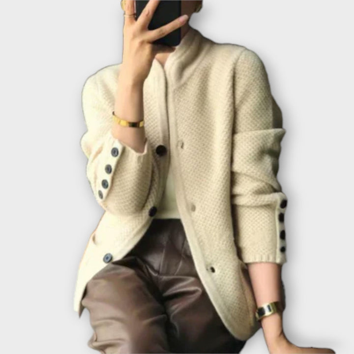Alissa - Stylish & Cozy Cardigan
