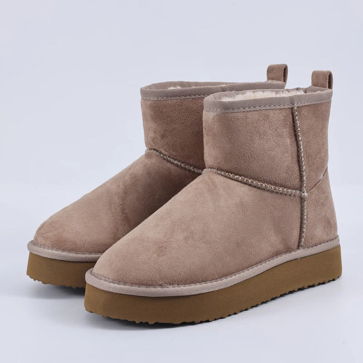 Kaira - Classic Boots