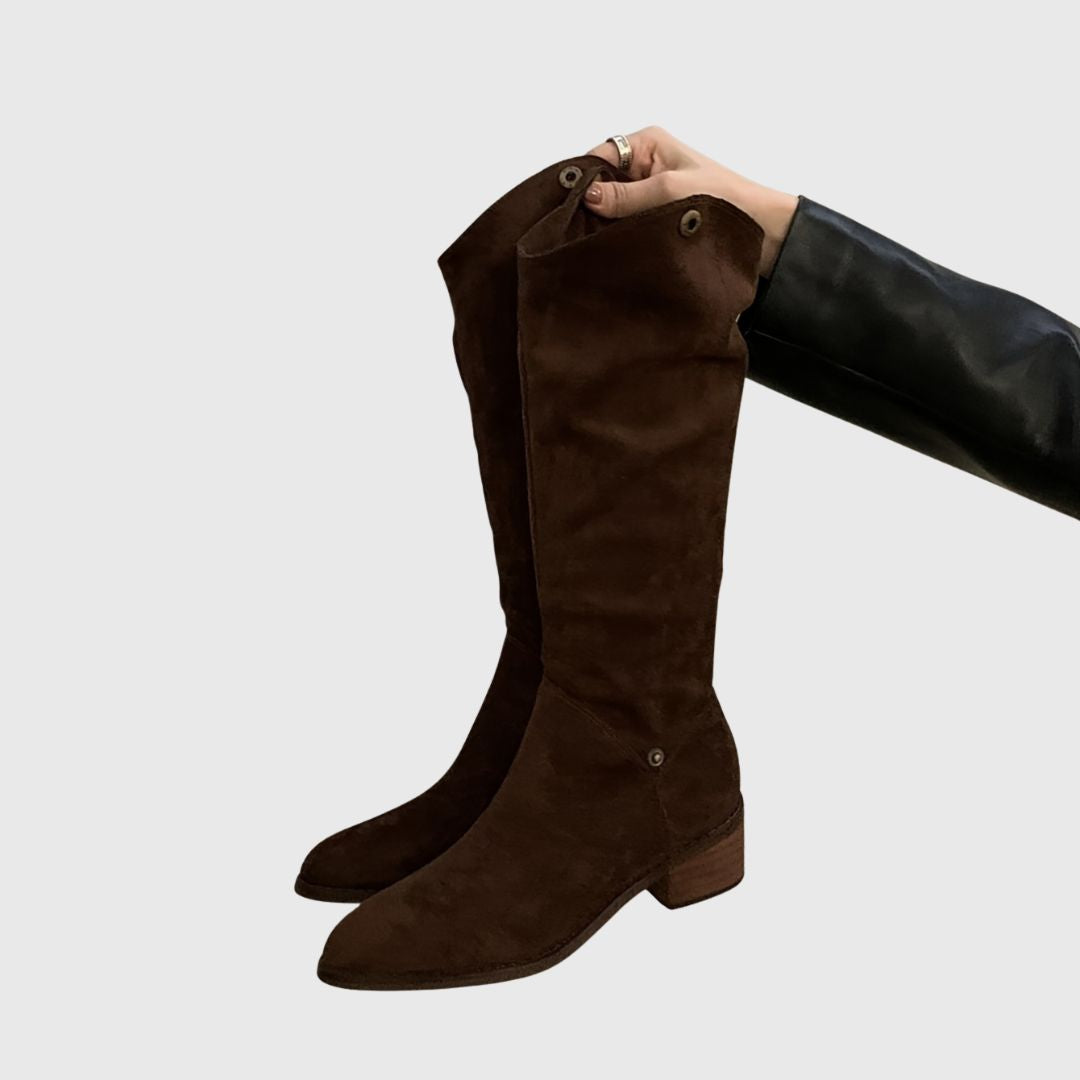 Talié - Elegant V-Shape Boots